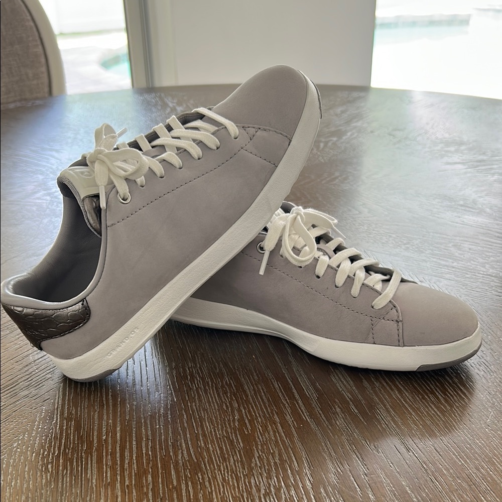 Cole Haan Grand Pro size 6 Grey
